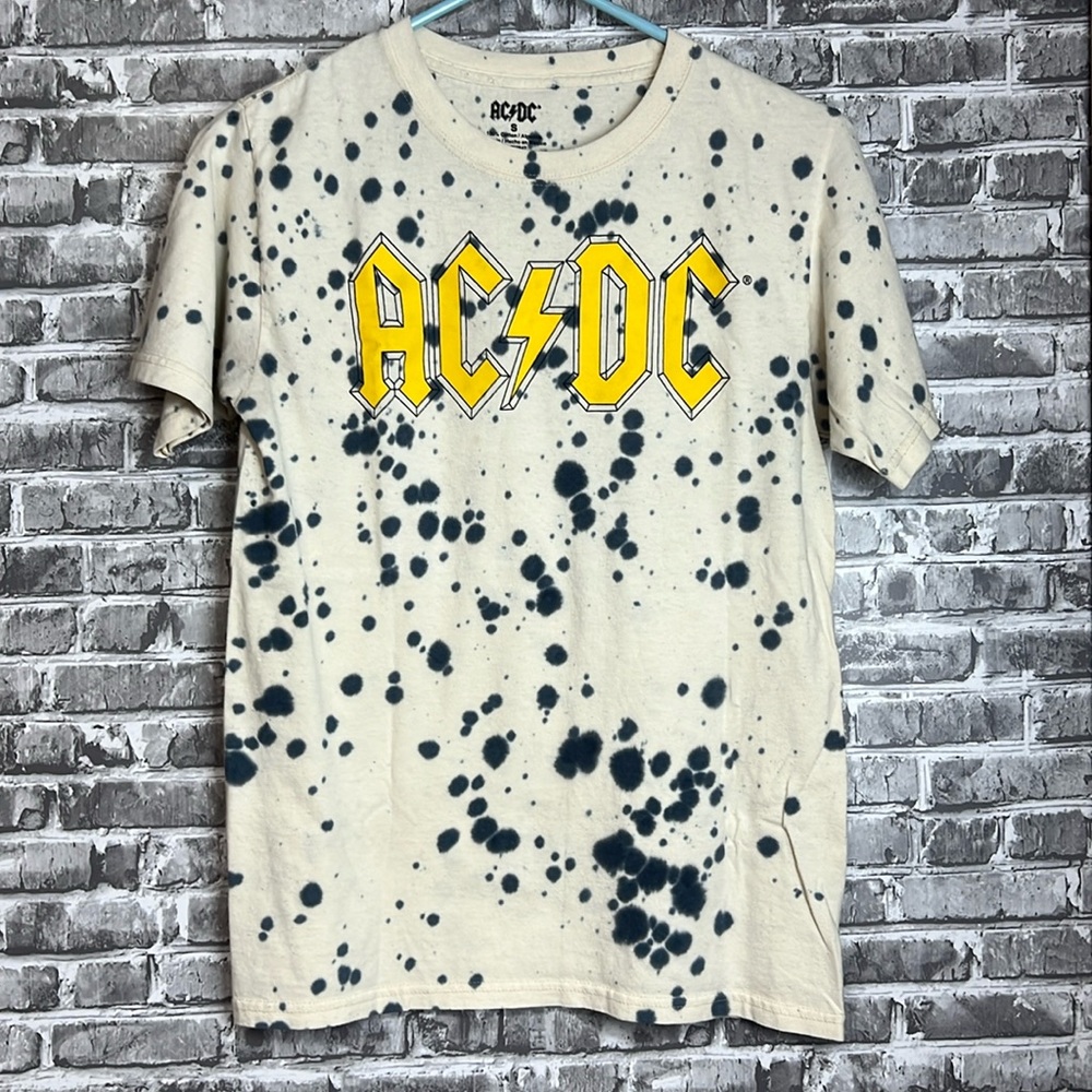AC/DC‎